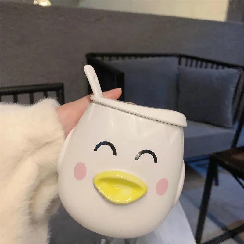 Creative Three-dimensional Mug with Lid Cute Pet Little Yellow Duck Ceramic Cup Male and Female Student Breakfast Cup Milk Cup Oatmeal Cup