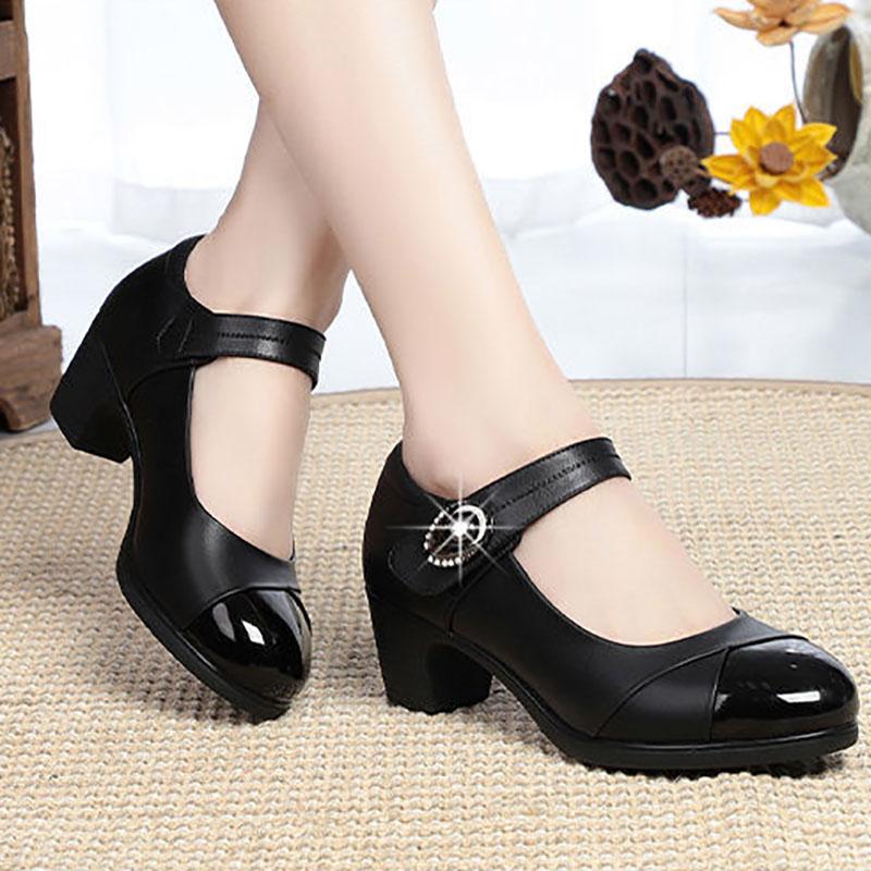 Spring and Autumn Mother's Soft Sole Comfortable Women's Single Shoes Real Soft Leather Shoes Thick Heel Middle-aged Velcro Mid-heel Shoes