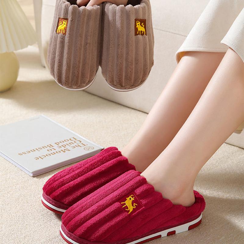 Cotton Slippers Winter Warm Home Home Lovers Non-slip Thick-soled Month Shoes Men and Women Cute Plush Drag