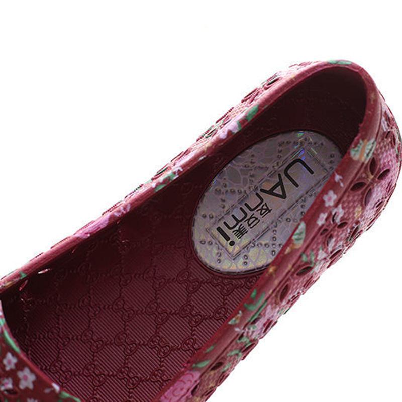 Printed Plastic Sandals Female Summer Hollow Breathable Soft Bottom Non-slip Shoes Mother Shoes Middle-aged and Elderly Shoes