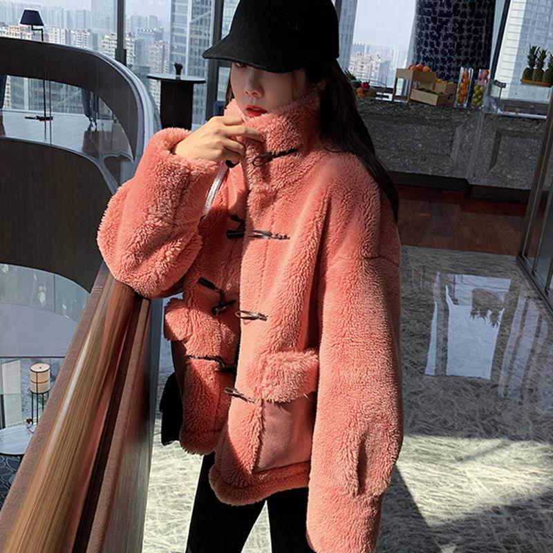 Winter All-match Age-reducing Lamb Fur Coat with Horns Buckle Female Thickened Warm Furry Short Fur Coat