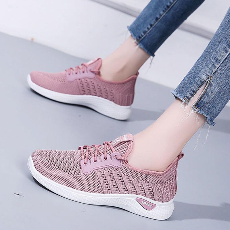 Ladies Net Shoes Summer Flying Sneakers Ladies Breathable Soft Sole Running Shoes Mom's Shoes Single Shoes