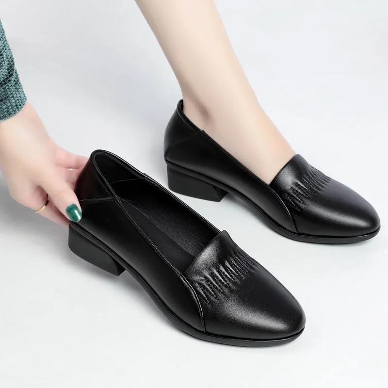 Soft Shoes Spring and Autumn Ladies Shoes Round Head Shallow Mouth Foot Shoes Thick with Soft Bottom Shoes