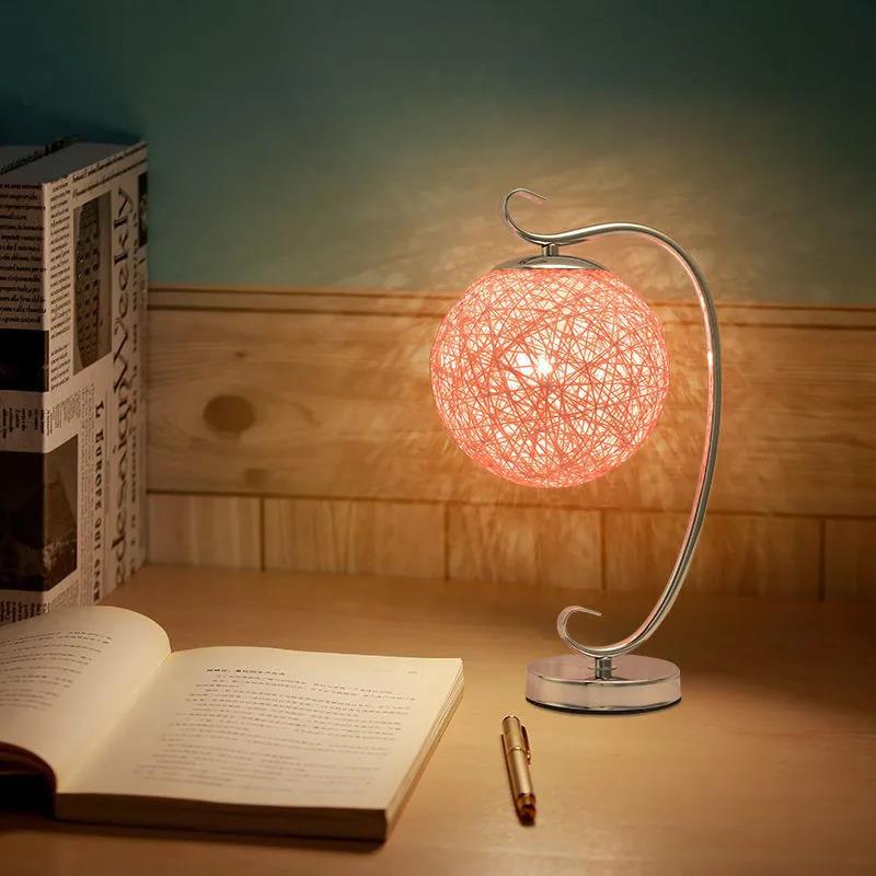 Ball Chandelier Creative Warm Table Lamp Bedroom Bedside Lamp Simple Modern Bedroom Lamp Romantic Home Counter Lamp