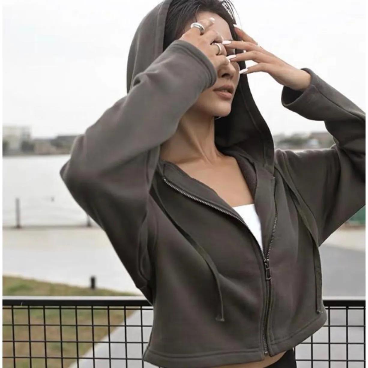 Short Navel Cardigan Zipper Hooded Sports Sweater Women's Long-sleeved Fitness Top Casual Jacket Solid Color Coat Ins Athletic Girl Clothing