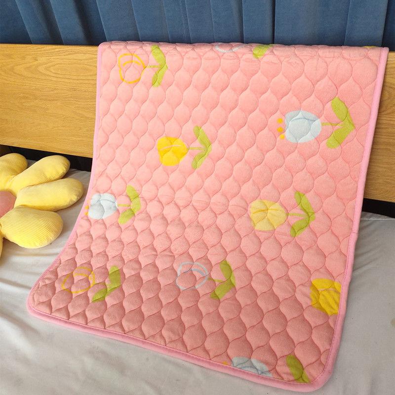 Menstrual Pad Female Dormitory Student Physiological Period Mattress Anti-wrinkle Machine Toilet Protection 70*100cm