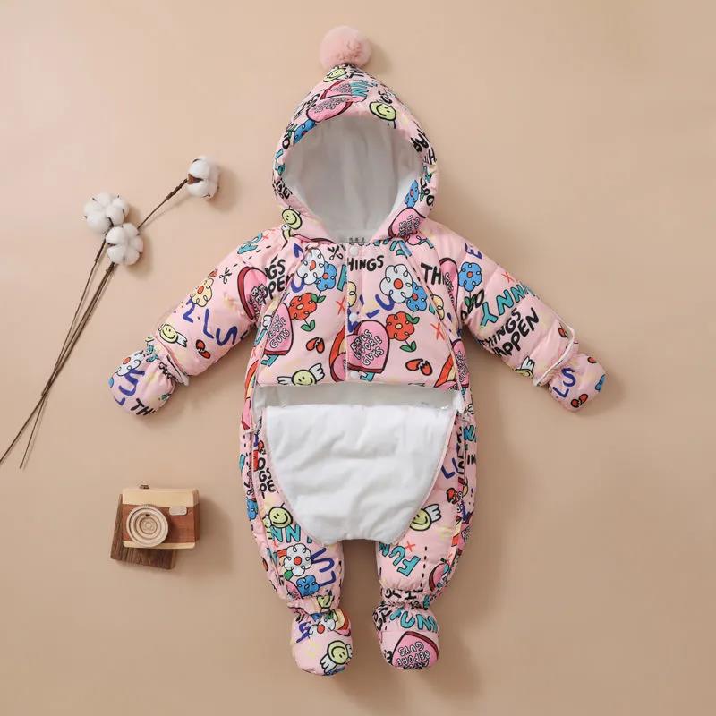 Baby Down Jacket One-piece Clothes for Boys and Girls Going Out One-piece Clothes for Infants In Winter Thickened Hugging Clothes 0-1 Years Old