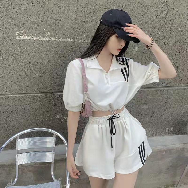 2PCS Female Sports Suit Student Ins Summer Loose Short-sleeved + Casual Striped Shorts Two-piece Set Athletic Clothing Sets Girl's Short Suit