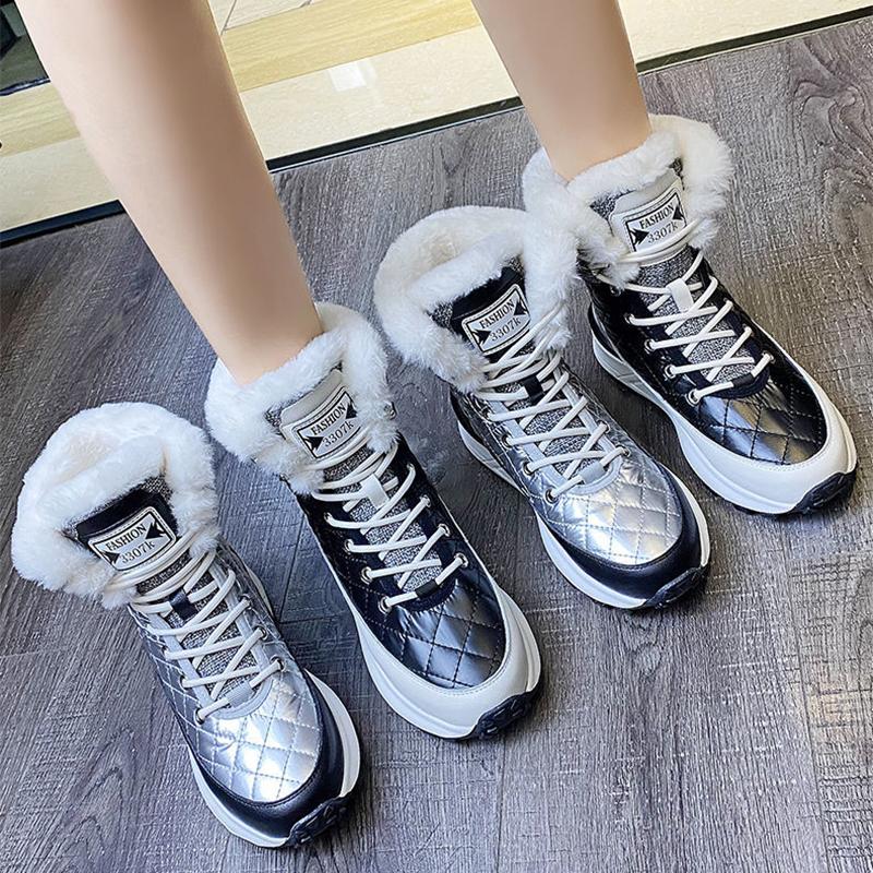 Snow Boots Women Winter Plus Velvet Thick Warm Cotton Shoes Women Winter Anti-skid and Waterproof Bread Ankle Boots