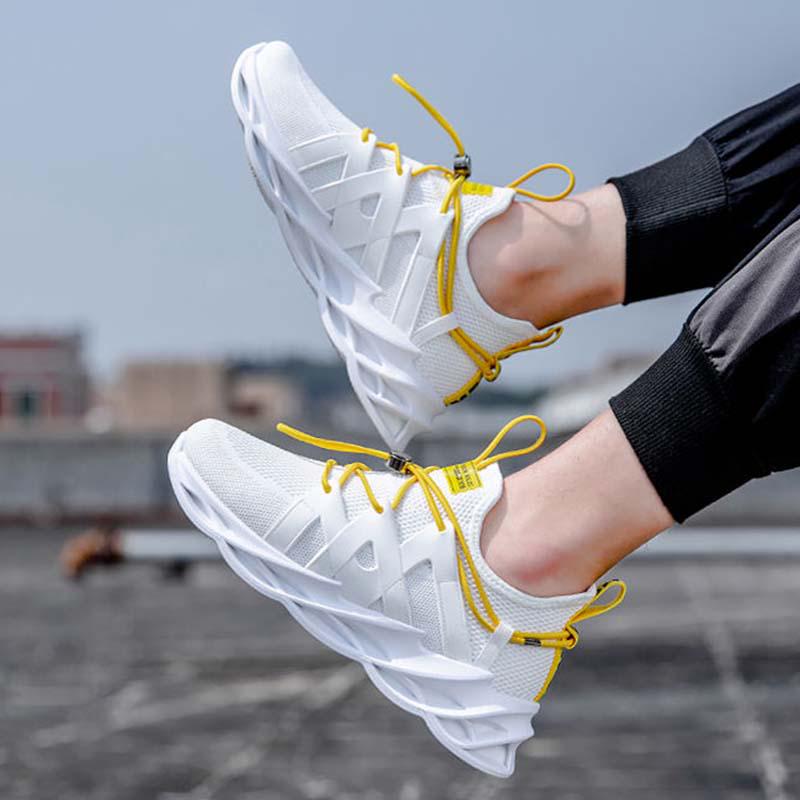 Plus Size 39-44 Men Flying Woven Mesh Sneakers Comfortable Breathable Running Basketball Shoeses Shockproof Non-slip Blade Shoes