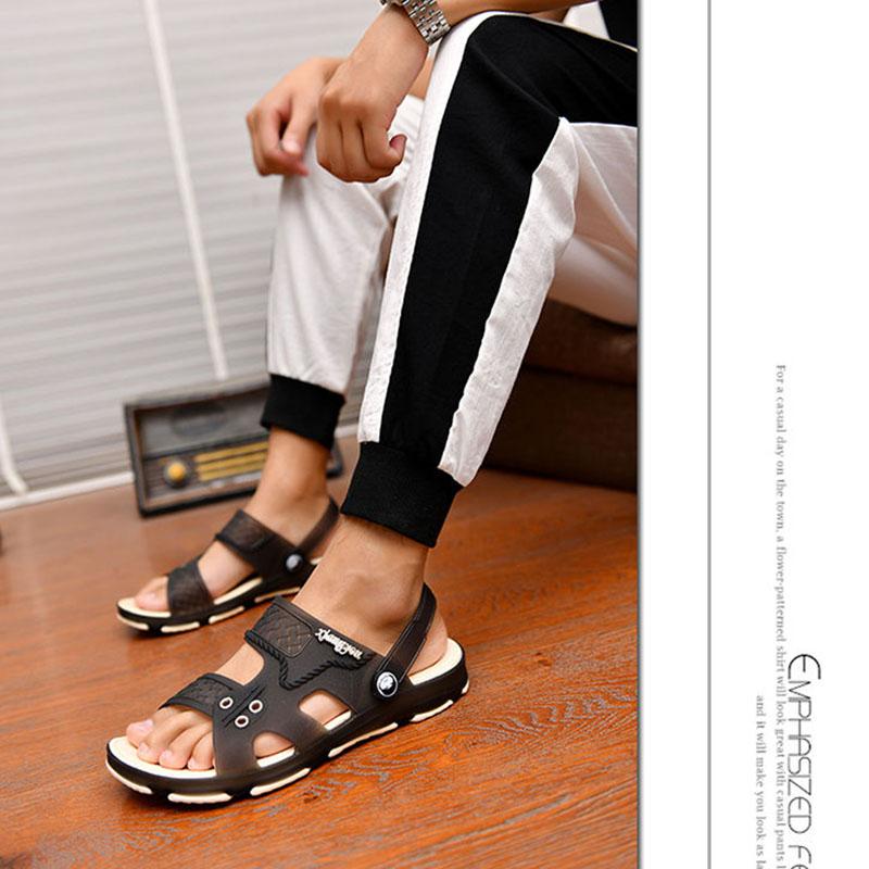 Men's Outdoor Sandals Open Toe Slippers Non-slip Bathroom Beach Sandals Lightweight Footwear