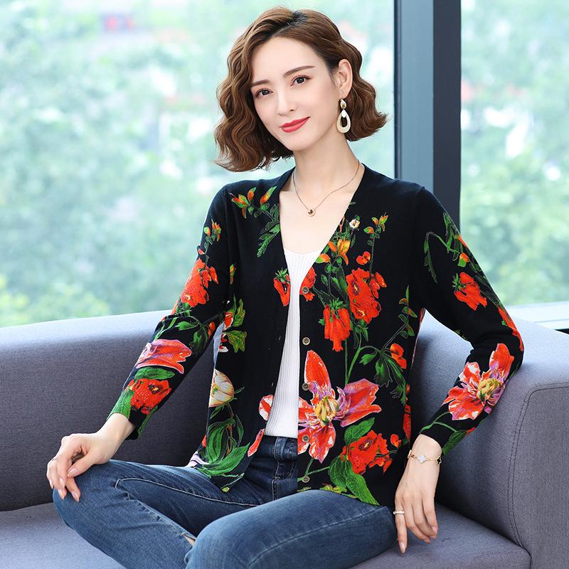 Autumn and Winter Printed Cardigan Women's Plus Size Casual Sweater Coat High-end Wool Sweater