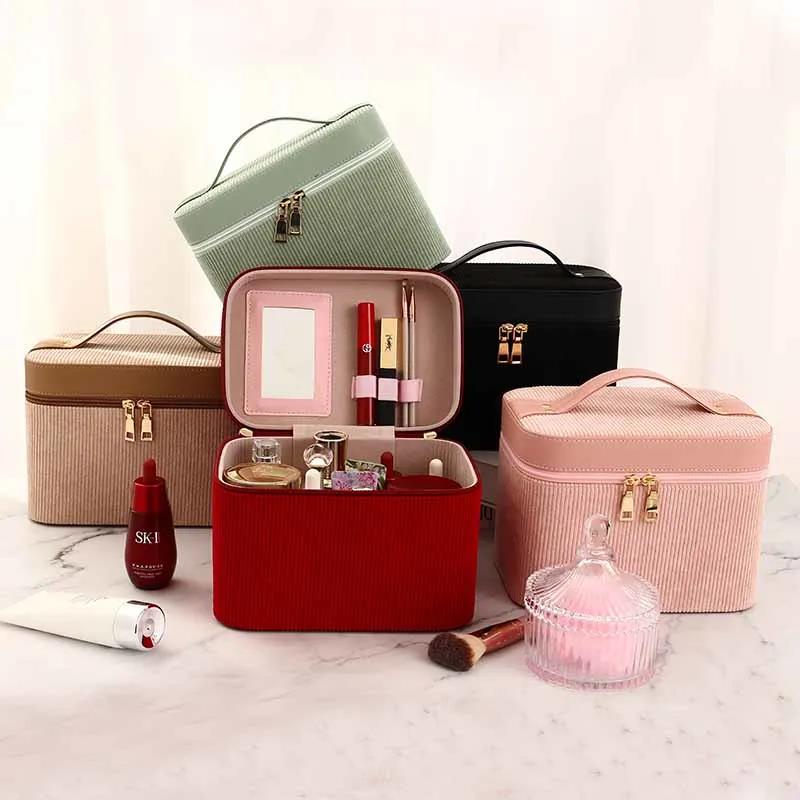 Portable Cosmetic Bag, Large Capacity Advanced Flannel Multi-layer Cosmetic Case Multifunctional Portable Cosmetic Storage Box