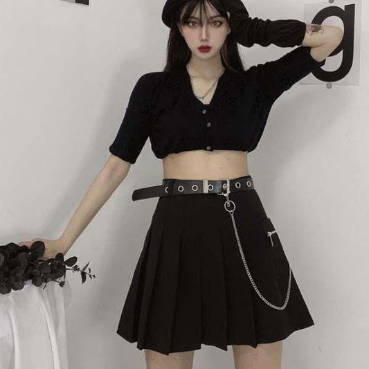 Female Simple High Waist Pleated Short Holiday Skirt with Chain Slim Elegant Solid Color Streetwear A-line Miniskirt