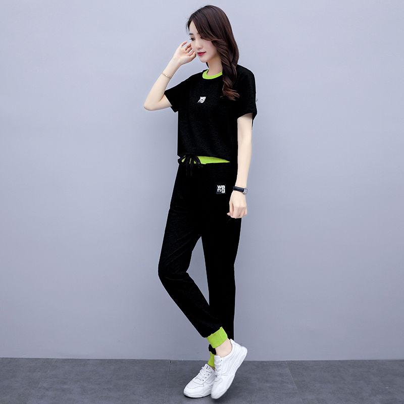 Summer Leisure Sports Suit Women Loose Korean Short-sleeved Two-piece Fabric Soft and Light Breathable Leisure Sports Suit Women Comfortable and Soft