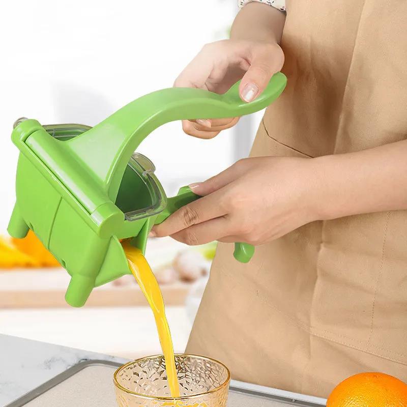 Manual Juicer Multifunctional Household Small Lemon Fruit Juicer Plastic Manual Juicer