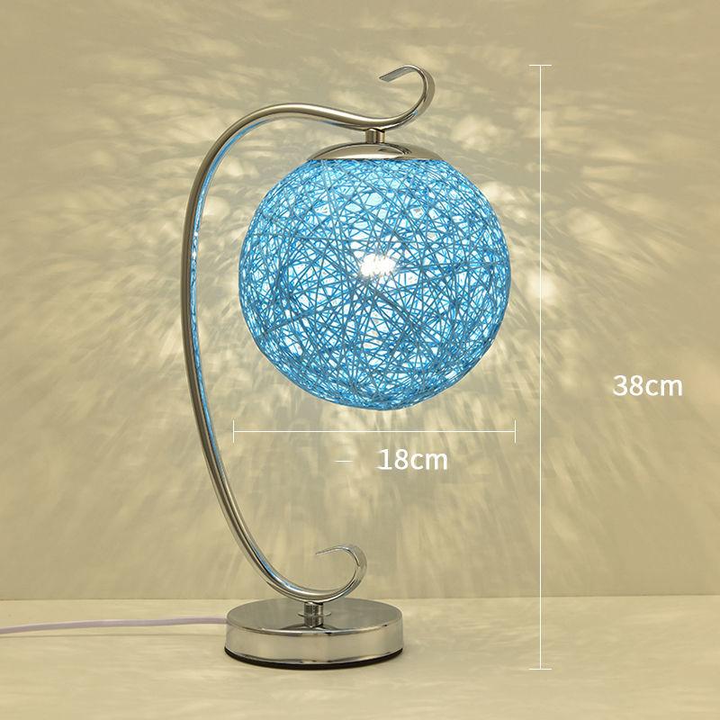 Ball Chandelier Creative Warm Table Lamp Bedroom Bedside Lamp Simple Modern Bedroom Lamp Romantic Home Counter Lamp