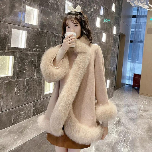 Faux Fur Women's Coat Loose Cloak Faux Fox Fur Plush Coat Thermal Insulation Cotton Coat Is Soft and Comfortable