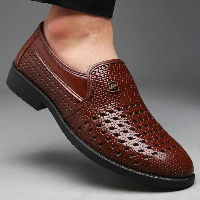 Summer Men's Sandals Casual Soft Bottom Breathable Business Leather Shoes Hollow High-quality Sandals Wear-resistant and Comfortable