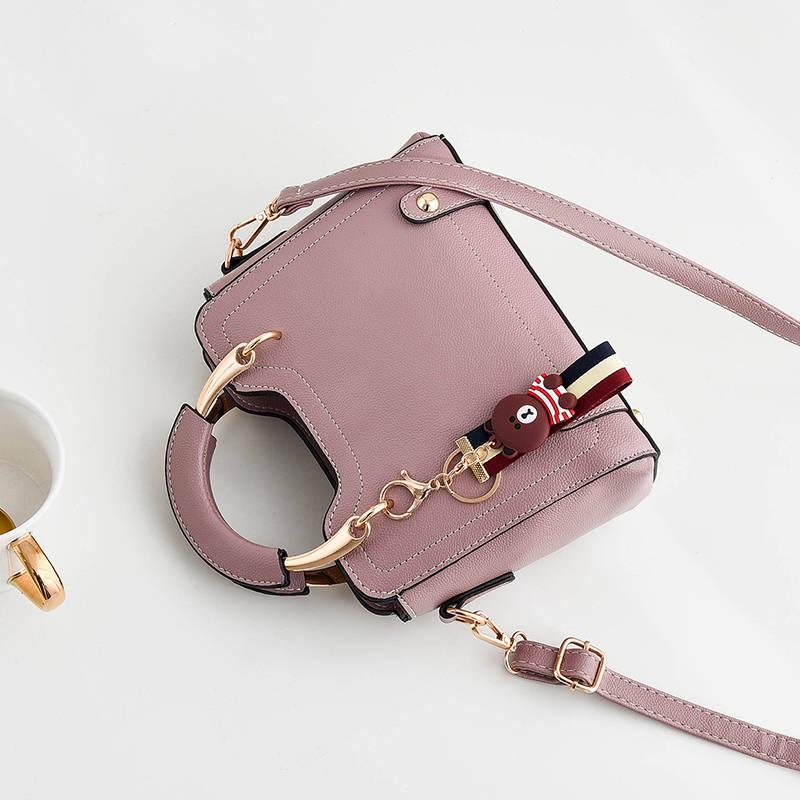 Hundreds of Handbags Female Korean Version of The Women's Small Bag Fashion Shoulder Diagonal Bag Wings Bag Large Capacity Fashion Wild