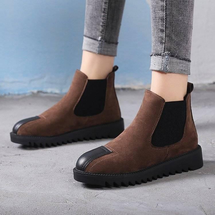 Women's Rubber Boots Chelsea Round Toe Shoes Woman Leather Booties Luxury Martins Ankle