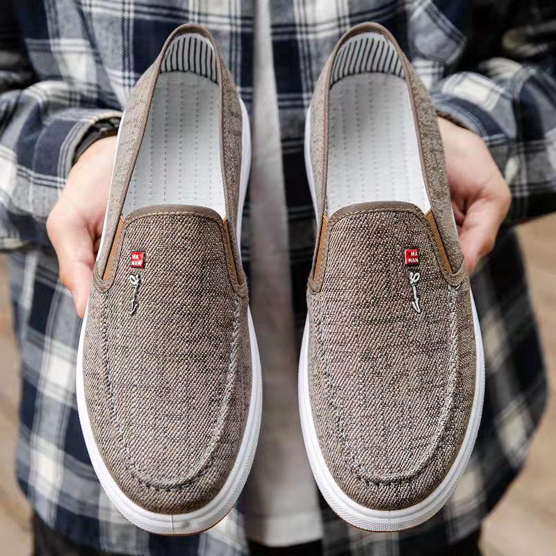 Men's Old Beijing Cloth Shoes Flat Non-slip Work Shoes Tendon Bottom Breathable Canvas Shoes Dad Husband Casual Shoes