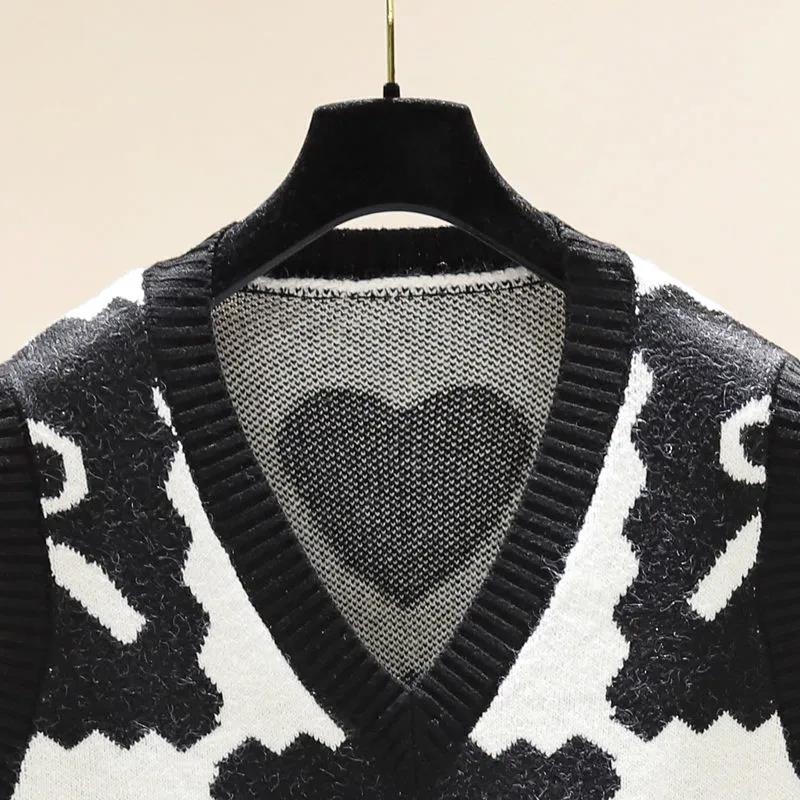 Women's Autumn and Winter Vest Knitted Sweater Layered Retro Coat