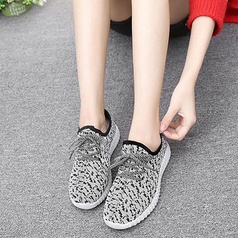 Spring and Summer Walking Shoes All-match Old Beijing Cloth Shoes Women's Single Shoes Sports and Leisure Flat Fashion Non-slip Mother Shoes