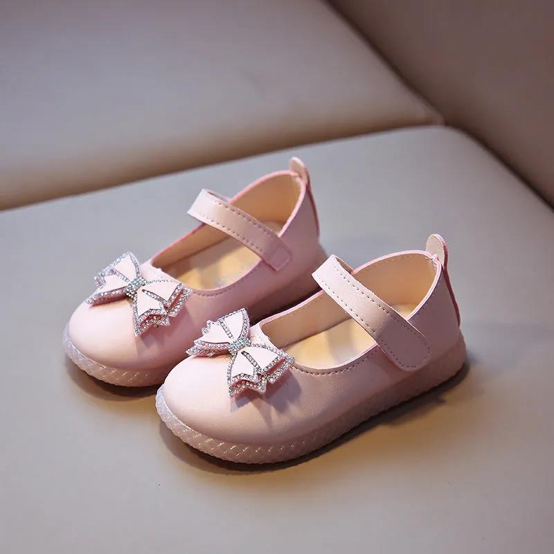 Children Shoes Girls Flat Heel Princess Dance Sandals Kids Shoes Glitter Leather Fashion Girls Party Dress Wedding Shoes