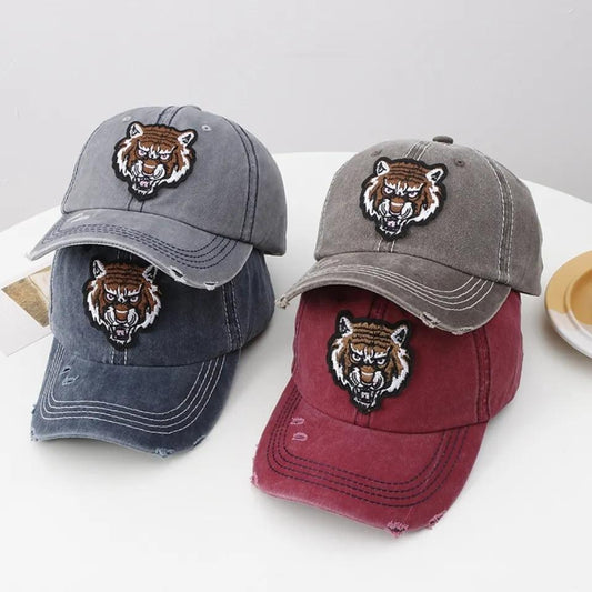 Tiger Embroidered Baseball Cap Men's Cotton Peaked Cap Cool Outdoor Travel Women's Spring and Summer Sun Hat Casual Sports Hat