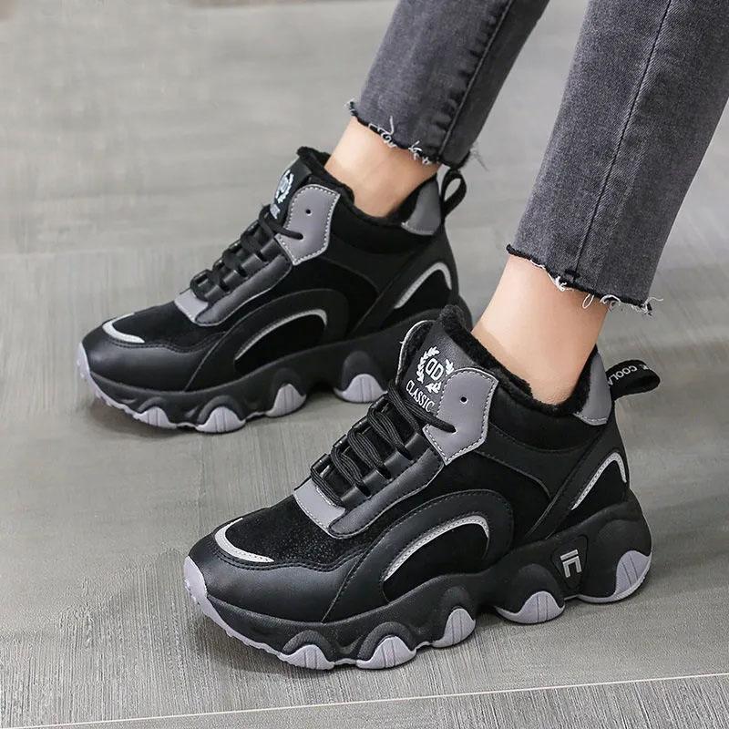 Plus Velvet Old Shoes Women Autumn and Winter Cotton Shoes All-match Sports Shoes Warm Shoes Winter Shoes Leather Casual Shoes