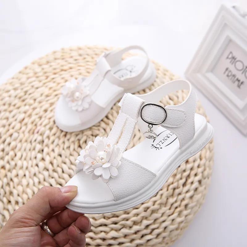 Girls Sandals Girls Summer Soft Sole Flat Beach Sandals Anti-slip Flowers and Beads Decoration Casual Princess Light Sandals