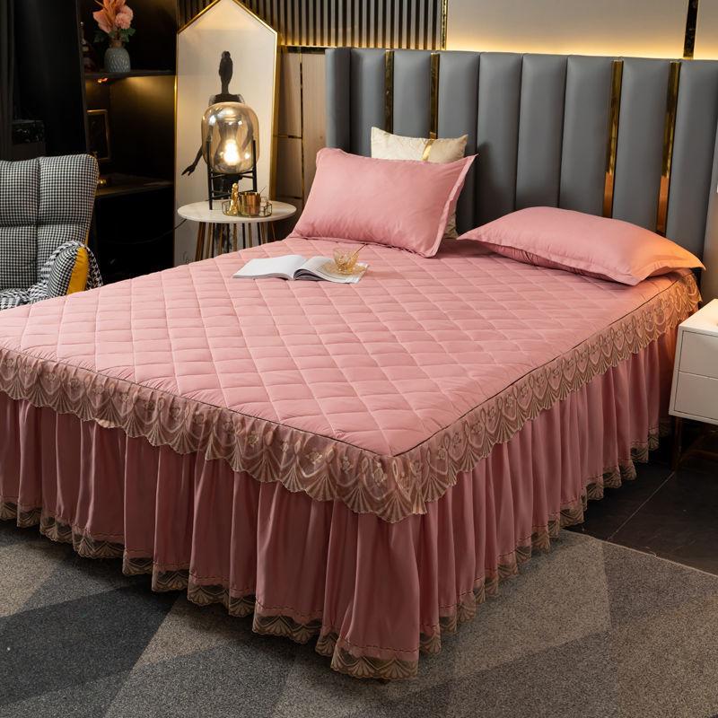 3pcs/set Autumn and Winter Thick Cotton Quilted Lace Bed Skirt Three-piece Set Non-slip Bedspread Pillowcase Three-piece Set