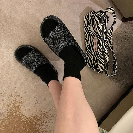 Men's and Women's Summer Slippers Couple's Home Non-slip Cute Thick-bottomed Shit-feeling Bathroom Flip-flops Female Sandals