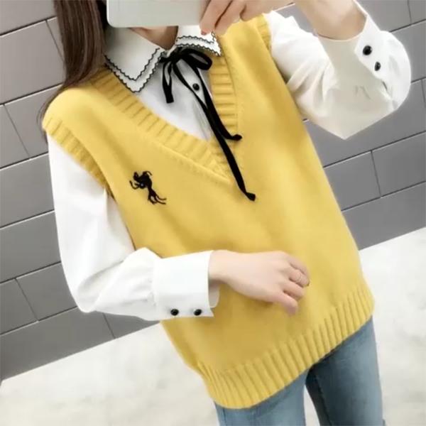 Spring and Autumn Fashion Knitted Vest Vest Loose Waistcoat Outer Sweater Coat Bottoming Shirt