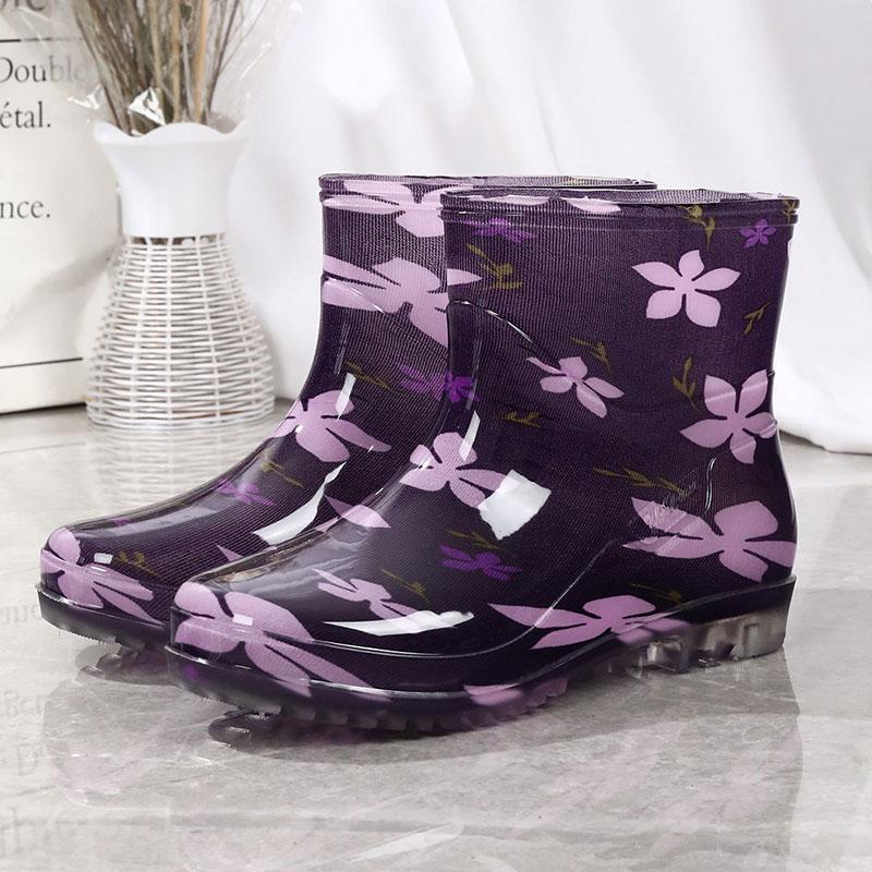 Women's Large Size Casual Rain Boots Female Waterproof Non Slip Versatile Low Heel Short Water Boots for All Seasons