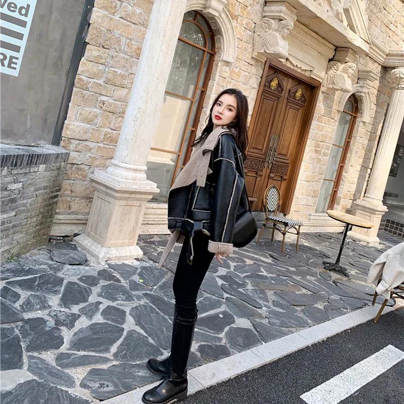 Winter Fashion Cool Plus Cotton Women's Warm Lamb Wool Short Coat Thicked Motorcycle Leather Coat Big Lapel Jacket Girl Winter Clothes Parka Coat