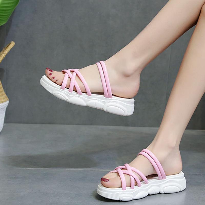 Summer Sports Slippers Female Korean Fashion Thick-soled Sponge Cake Student Wild Bear Outdoor Beach Shoes