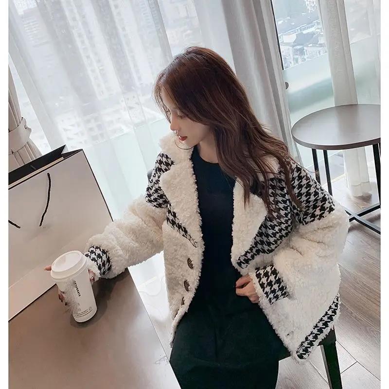 Ladies Warm and Thick Faux Lamb Wool Short Coat Female Autumn and Winter All-match Temperament Loose Elegant Top Casual Jacket