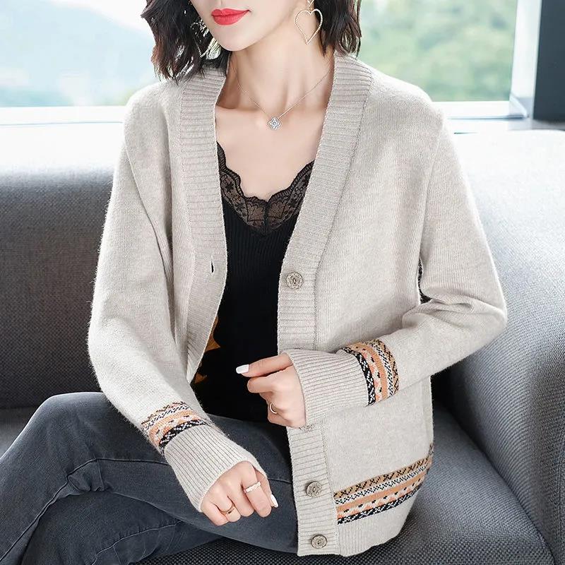 Autumn Winter Knitted Female Cardigan Loose Streetwear Knit Sweater Coat V Neck Knitted Cardigan Women Jacket