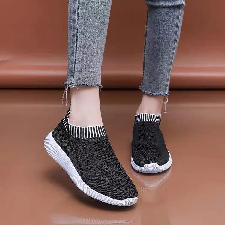 Flying Woven Flat Shoes Women's Spring Youth All-match Slip on Sneakers Hollow Breathable Surface Running Casual Sports Shoes