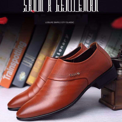 Men Dress Shoes Men Classic British Luxury Style Fashion Men Formal Office Wedding Leather Shoes