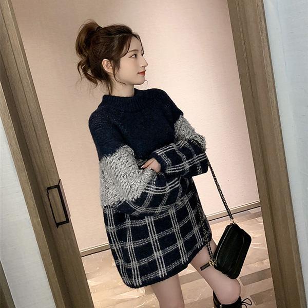 Autumn and Winter Round Neck Long-sleeved Shirt Contrast Color Plaid Sweater Women Loose Stitching Sweater Fashion Design