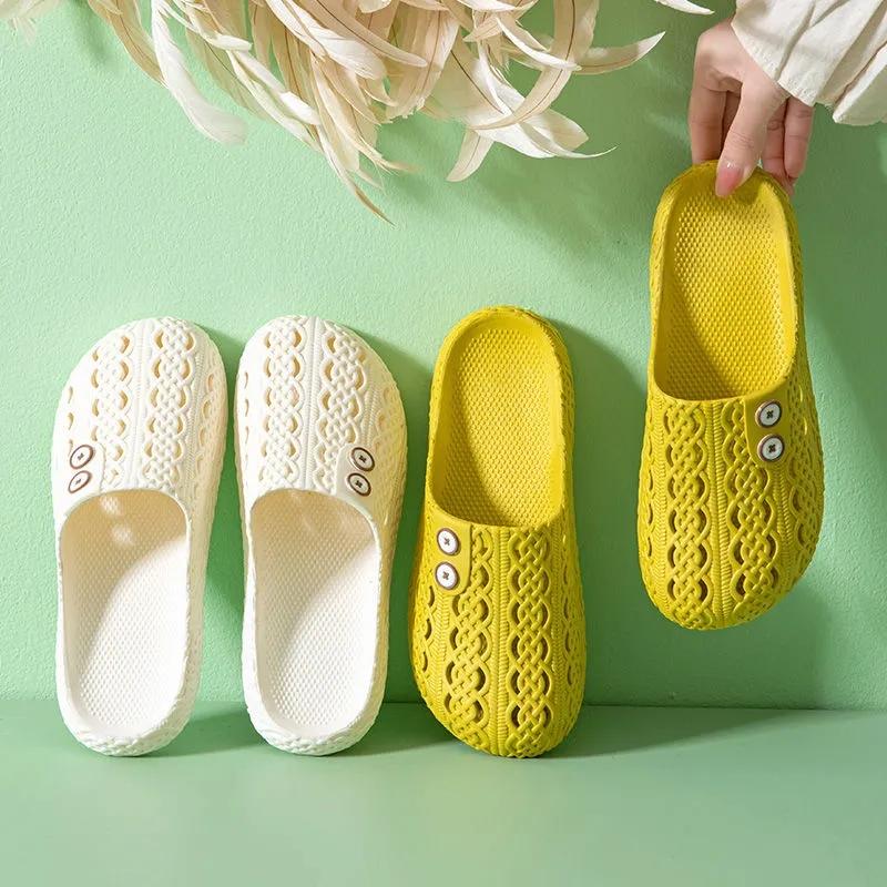 Women's Hole Toe Shoes Cute Non-slip Beach Sandals Girls Summer Outside The Bathroom Home Thick Bottom Stepping on Shit Slippers