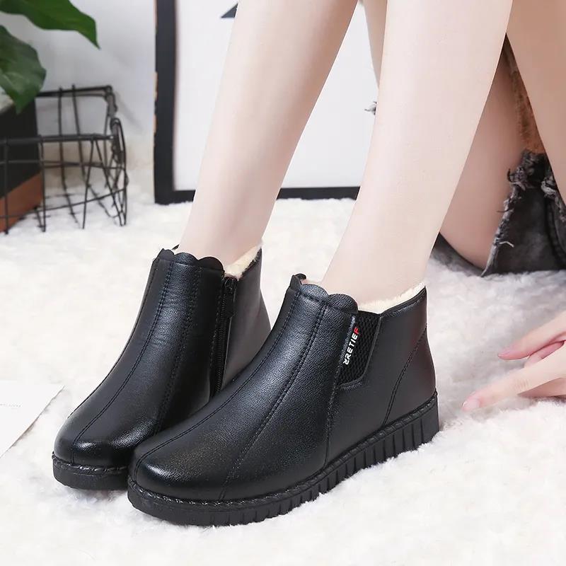 Warm Cotton Shoes Women's Winter Short Boots Soft-soled Mother Shoes Plus Velvet Non-slip Waterproof Leather Shoes Warm Snow Boots