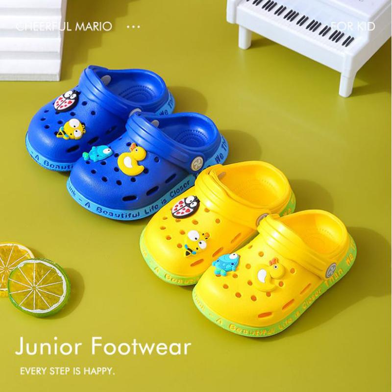 Children Cartoon Cave Shoes  Beach Summer Children's Slippers Antiskid Soft Bottom  Little Bee EVA Rubber Plastic Baby Sandals Slippers