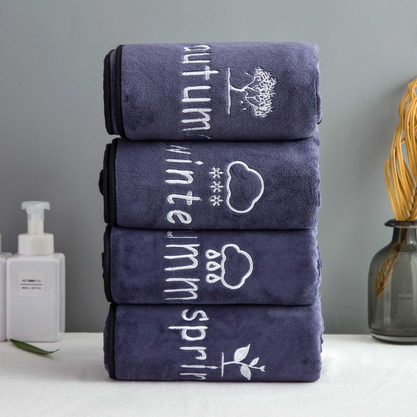 Bath Towel Absorbent Adult Super Soft Absorbent and Quick-drying Bath Towel Household Towels Can Be Wrapped Around The Chest Without Lint