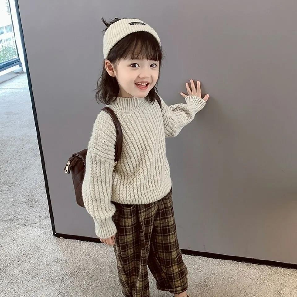 Boys' Sweaters Thickened Autumn and Winter Models of Bears, Big Children's Plus Velvet Turtleneck Pullovers, Girls' Tops