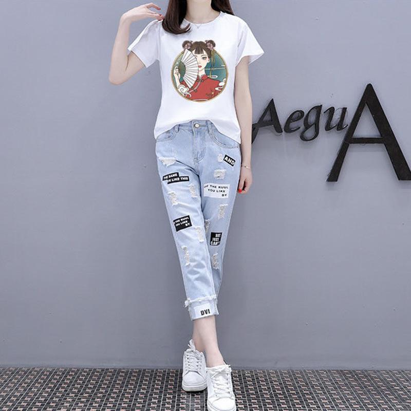 Suit Women Summer Print Round Neck Short-sleeved T-shirt Ripped Nine-point Jeans Loose Two-piece Cute Casual Suit