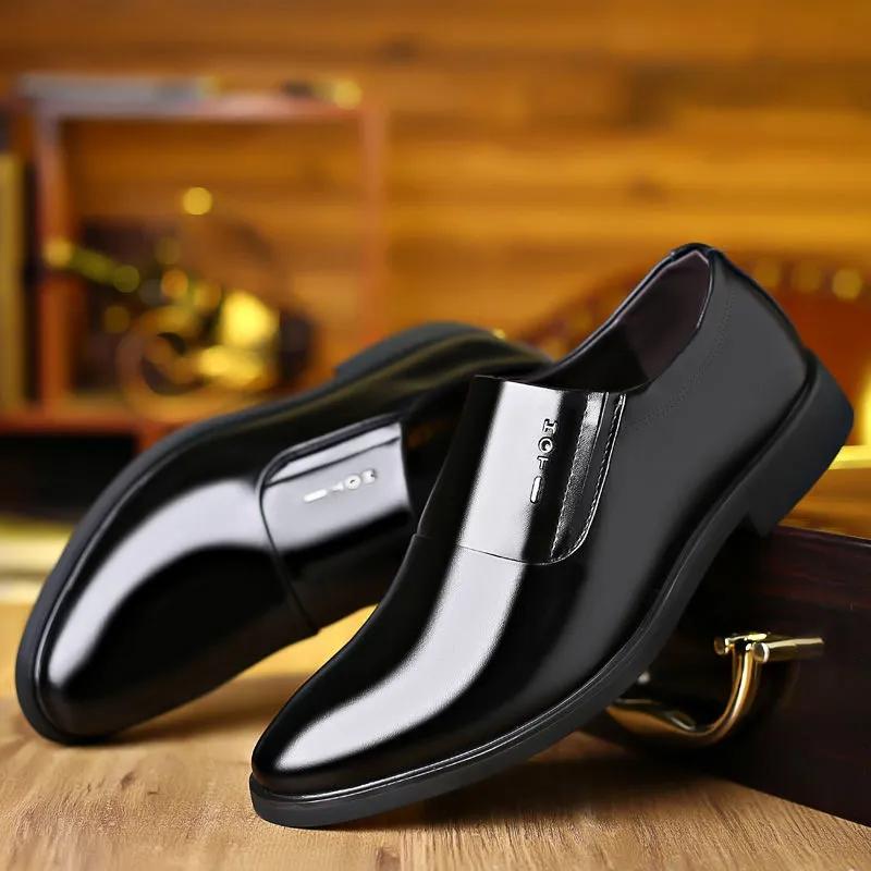 Men's Spring and Summer Glossy Leather Shoes Business Formal Wedding Leather Shoes Casual All-match Shoes